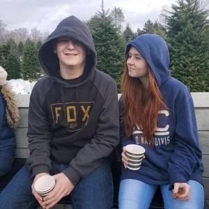 Meet your Posher, Devin